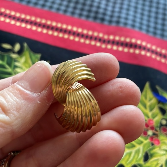 NWT 14k earrings - Picture 6 of 9